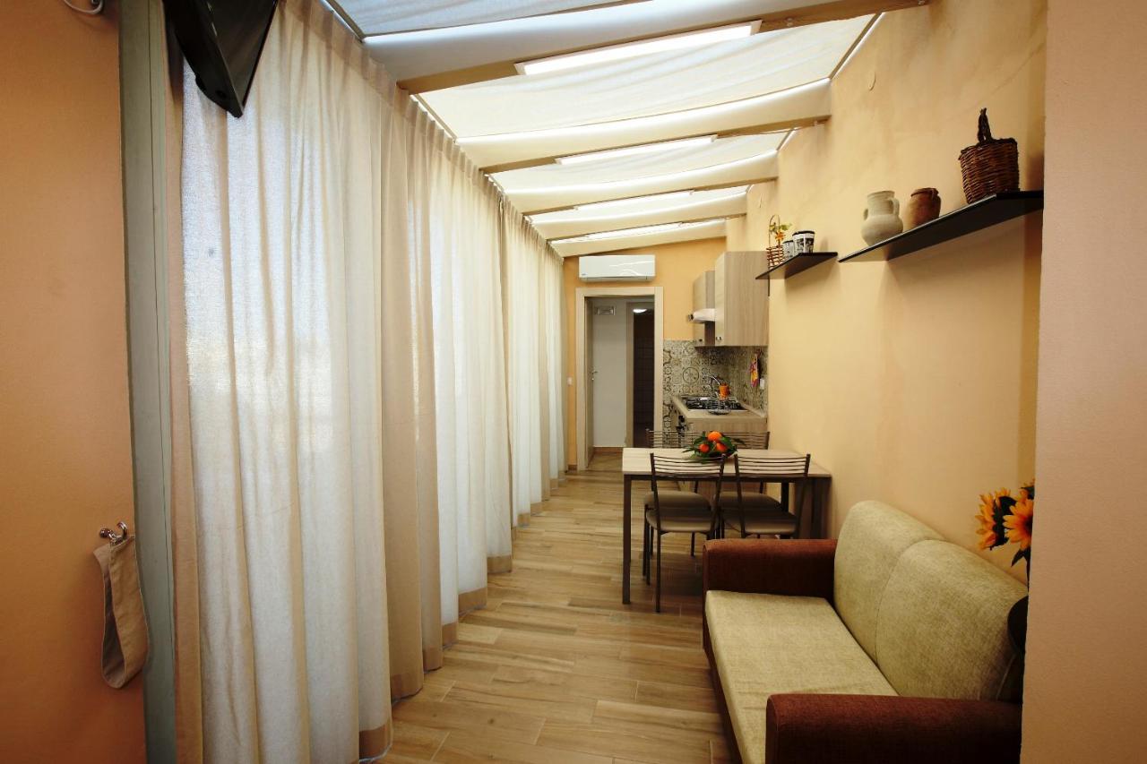 Re Sole Case Vacanze - Esclusivo Attico M A R T E Con Spaziosissima Terrazza Solarium Attrezzata Avola Bagian luar foto