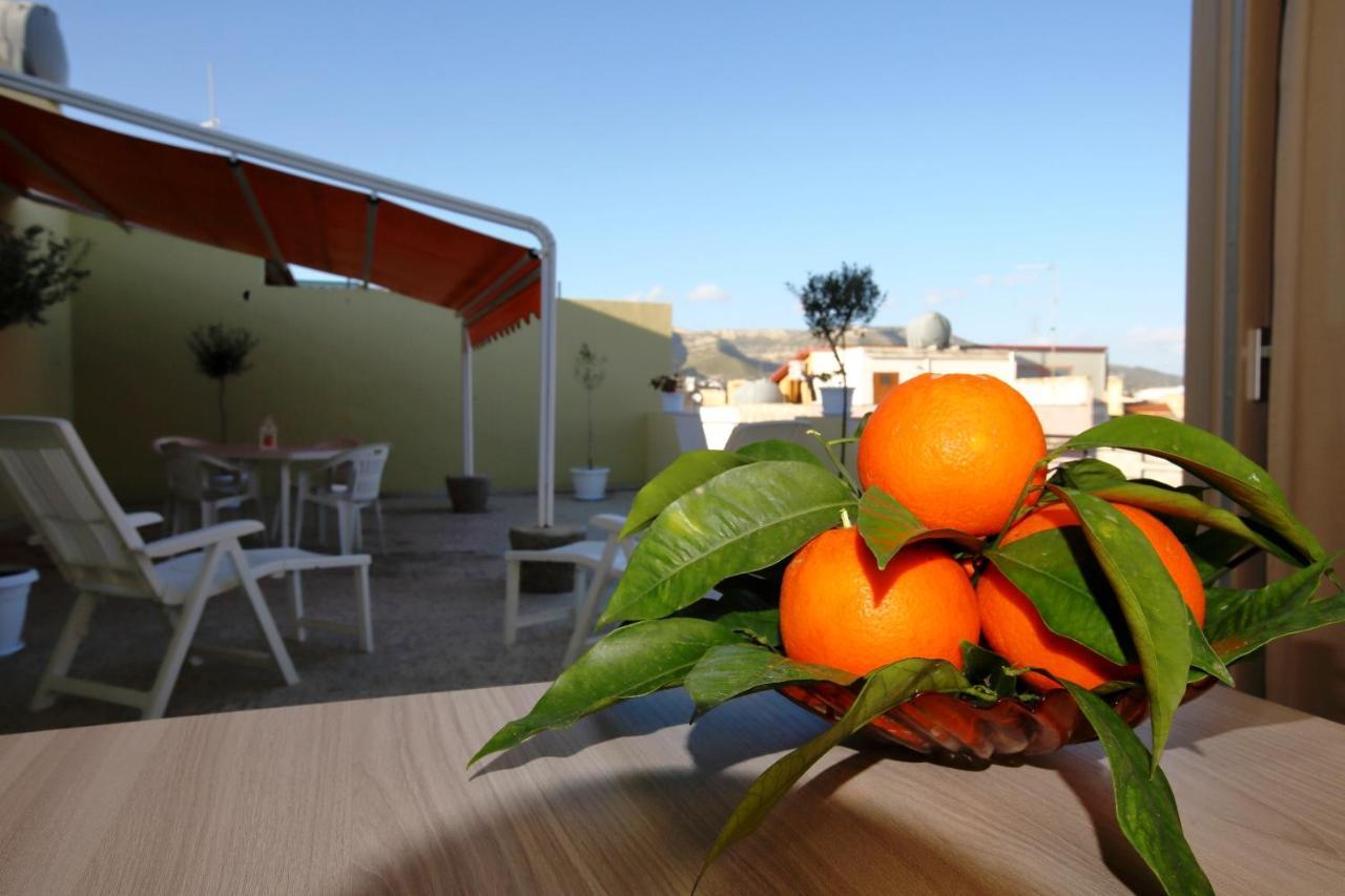 Re Sole Case Vacanze - Esclusivo Attico M A R T E Con Spaziosissima Terrazza Solarium Attrezzata Avola Bagian luar foto