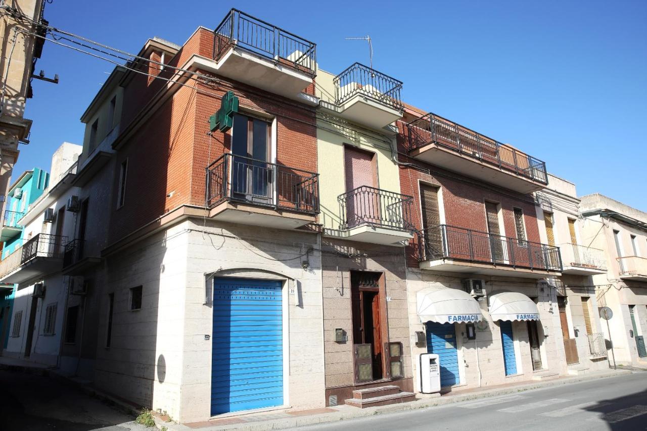 Re Sole Case Vacanze - Esclusivo Attico M A R T E Con Spaziosissima Terrazza Solarium Attrezzata Avola Bagian luar foto