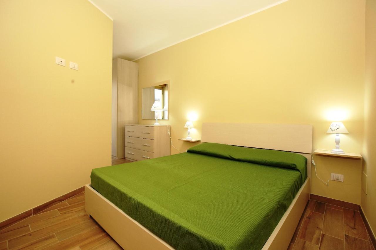 Re Sole Case Vacanze - Esclusivo Attico M A R T E Con Spaziosissima Terrazza Solarium Attrezzata Avola Bagian luar foto